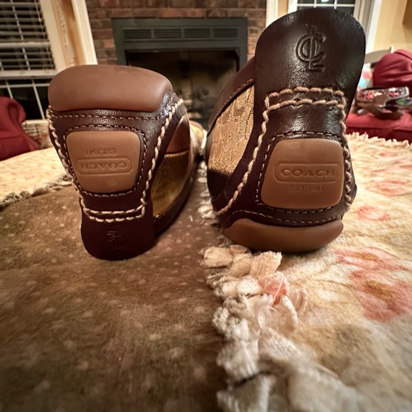 COACH Signature Jenilee: Bronze Gold Logo Patchwork Ballet Flats Shoes 7.5M - Picture 7 of 7